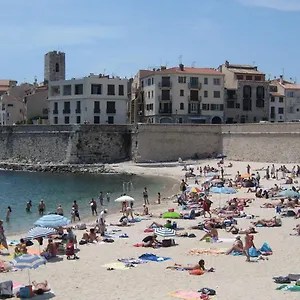 Charming Haven In Antibes